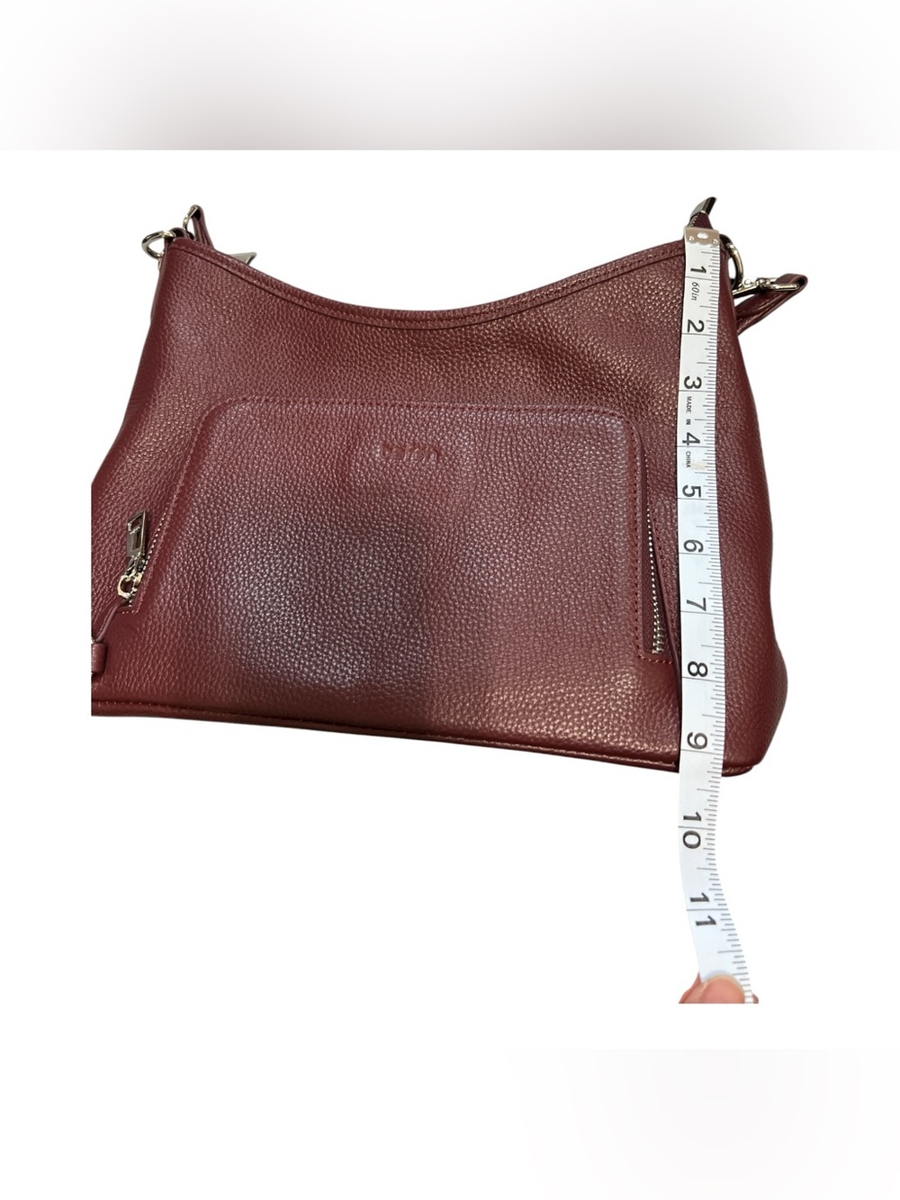 Befen Pebbled Leather Shoulder Bag in Burgundy Red - Picture 11 of 16